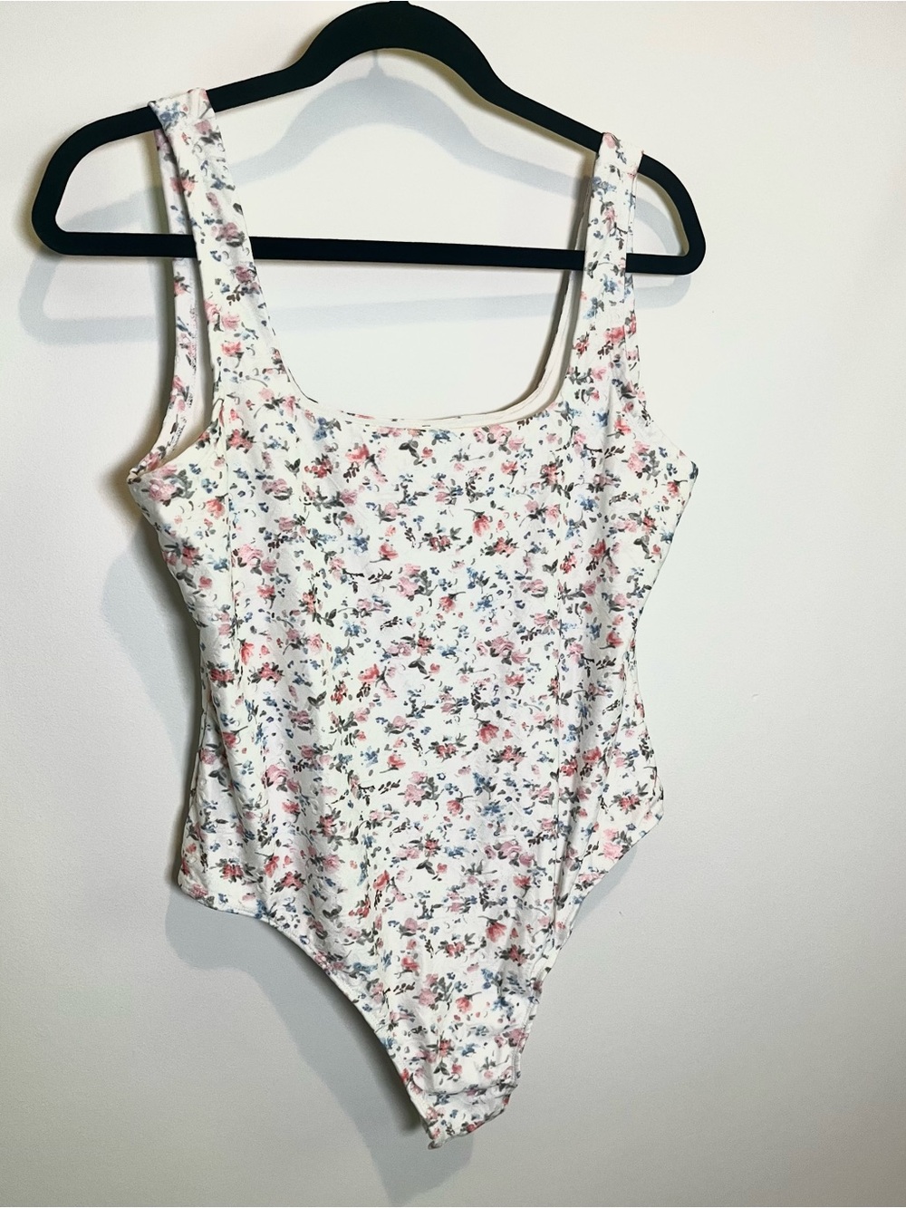 Floral Feminine Squareneck Fitted Bodysuit Size L